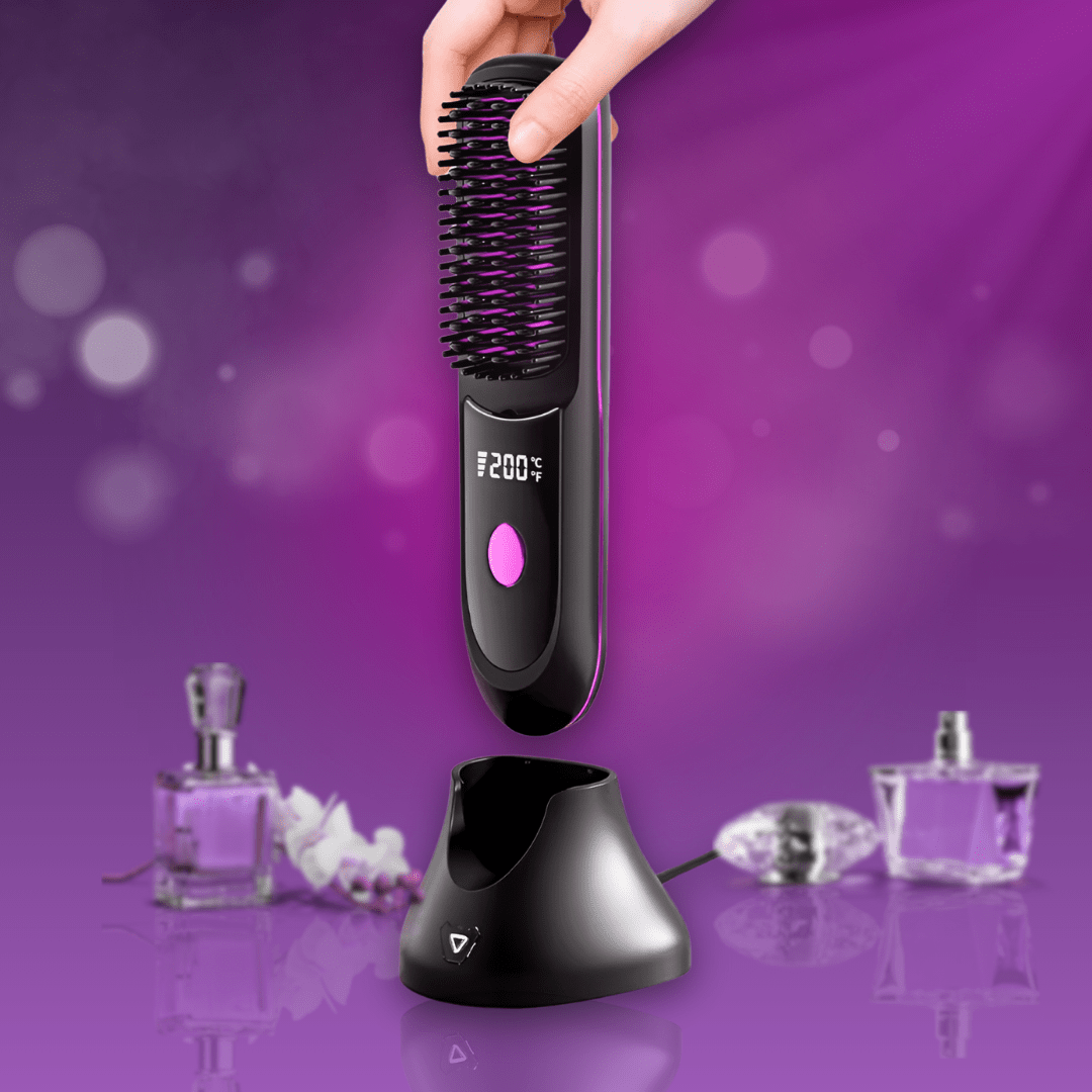 Черна четка за изправяне на коса